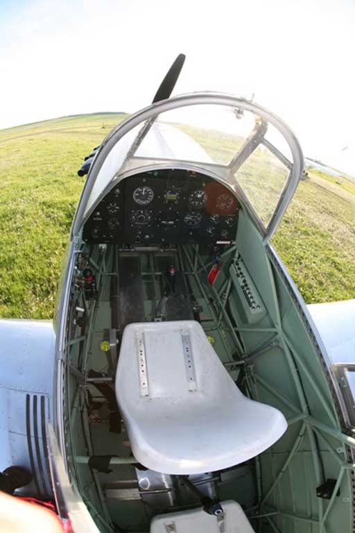 Hawker Hurricane MKII Replica - Photo #2