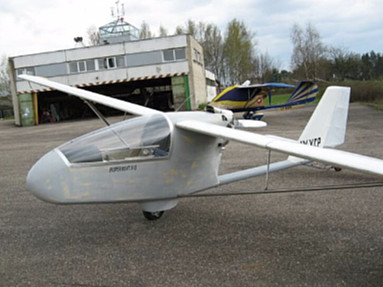 NV-4 motor glider