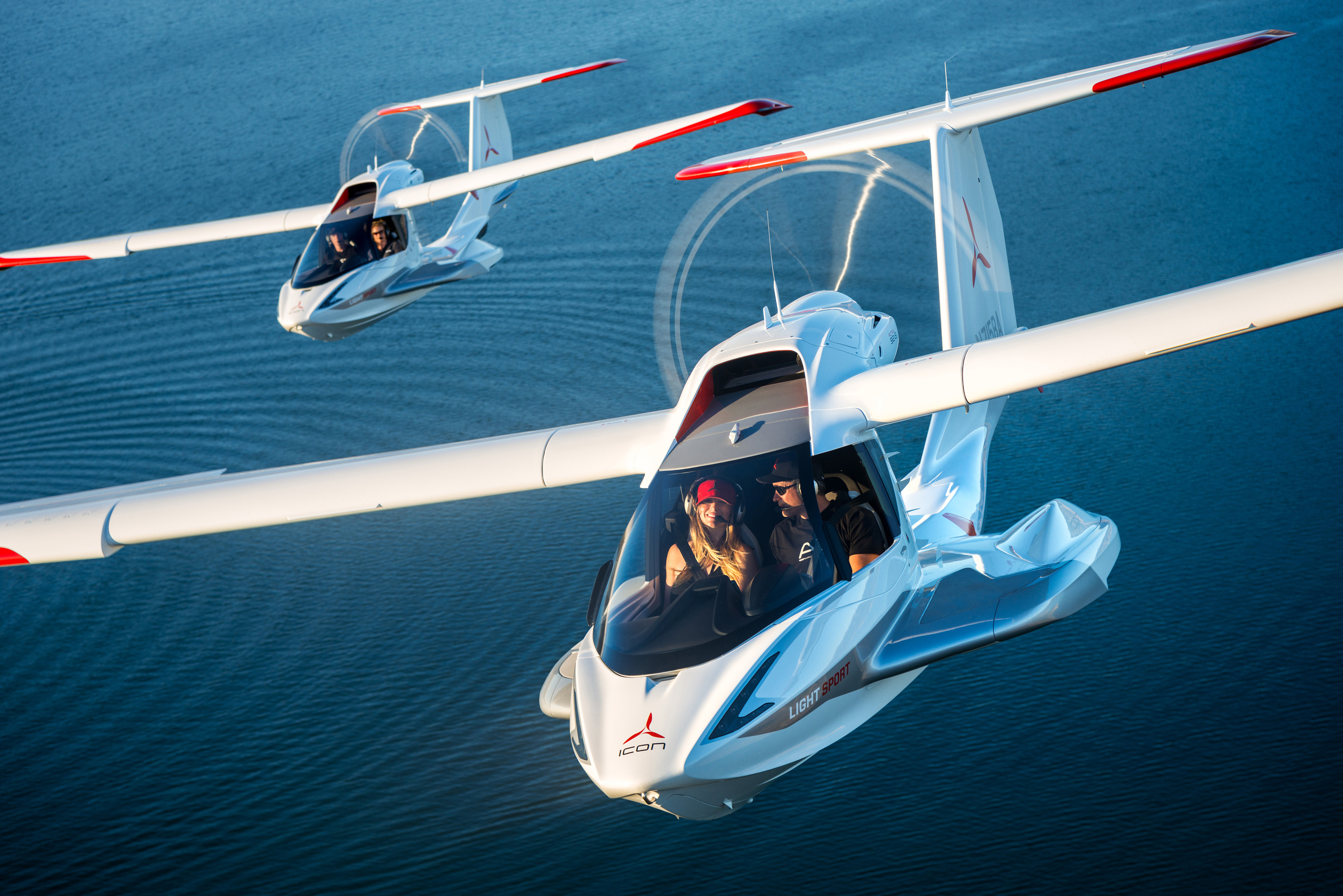 ICON A5 - Photo #1