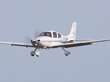 Cirrus SR22 - Photo #2