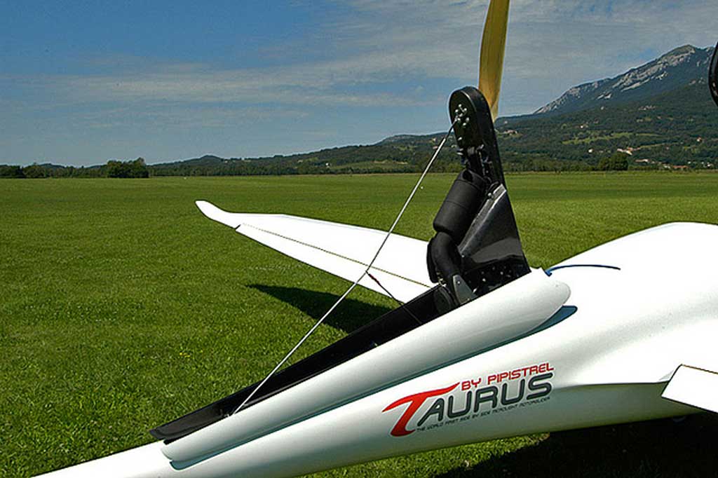 Pipistrel Taurus M - Photo #2