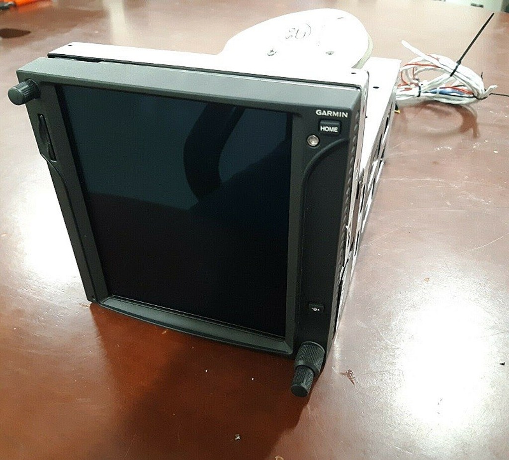 Selling Garmin GTN 750 system with tray - Photo #1