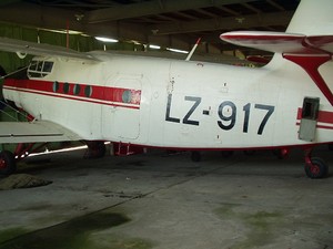 ANTONOV an2 LZ917  - Photo #3